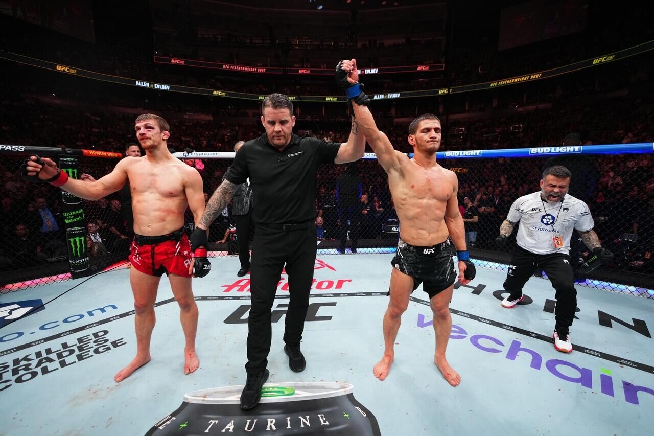 Вынесение вердикта после боя Аллена против Евлоева на UFC 297 - РИА Новости, 1920, 24.07.2025