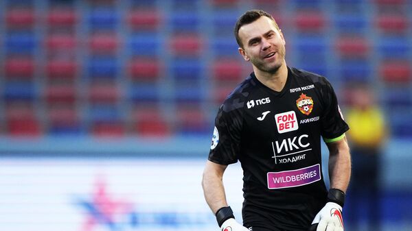 Акинфеев вернулся в стартовый состав ЦСКА после травмы Торопа