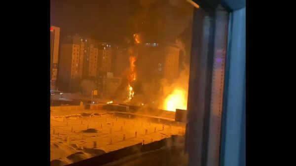 Кадры пожара после взрыва грузовика с 60 тоннами газа в Улан-Баторе