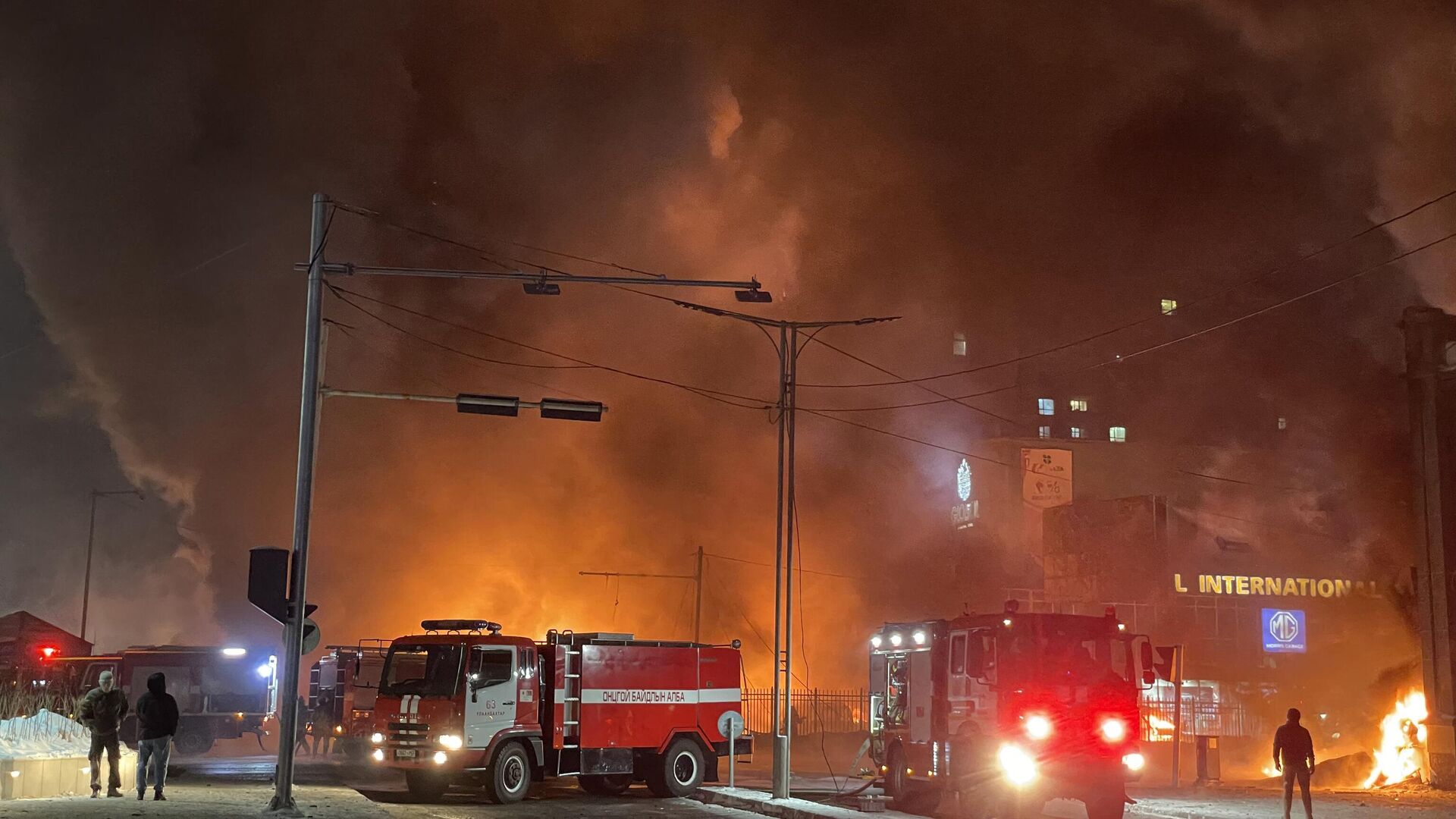 Пожар в результате взрыва грузовика в Улан-Баторе, Монголия - РИА Новости, 1920, 24.01.2024