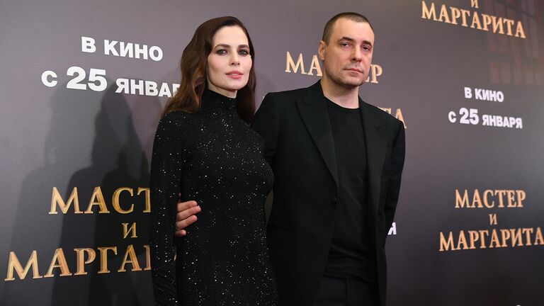 Актеры Юлия Снигирь и Евгений Цыганов на премьере фильма Мастер и Маргарита в киноцентре КАРО 11 Октябрь