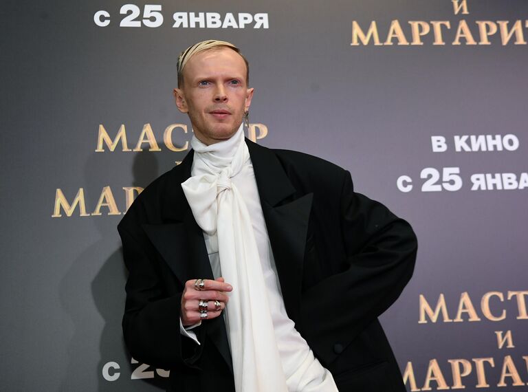 Актер Константин Кузьмин на премьере фильма Мастер и Маргарита в киноцентре КАРО 11 Октябрь