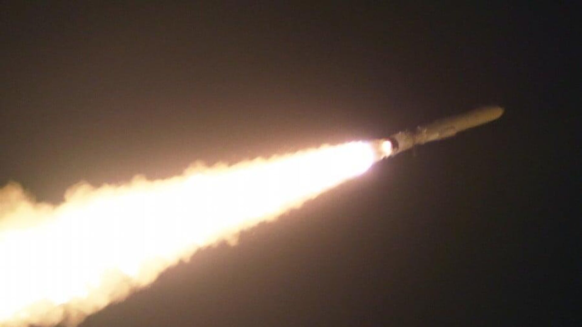 Первые испытания северокорейской стратегической крылатой ракеты нового типа. 25 января 2024 - РИА Новости, 1920, 25.01.2024