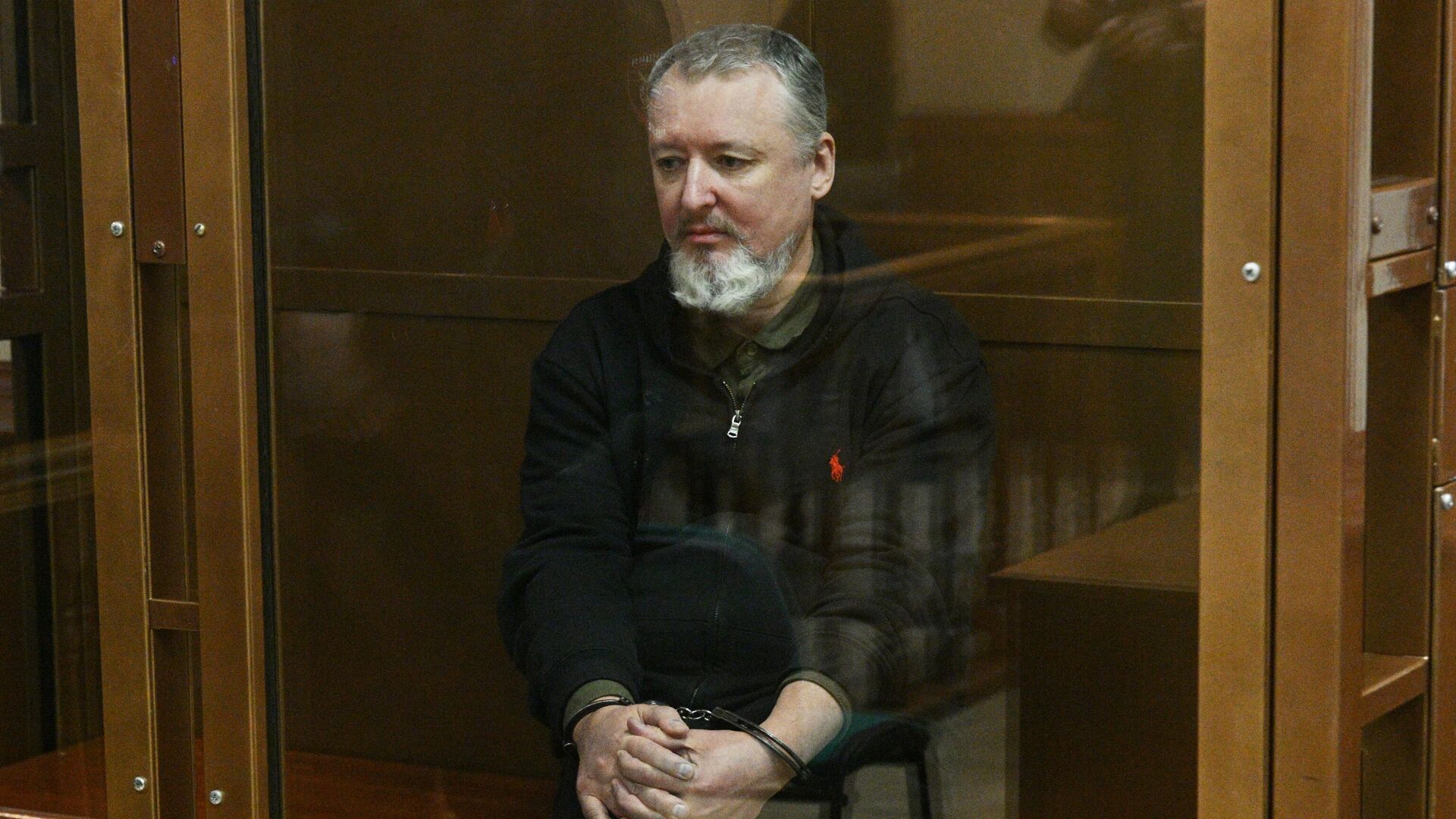 Игорь Стрелков (Гиркин) во время оглашения приговора в Мосгорсуде - РИА Новости, 1920, 29.05.2024
