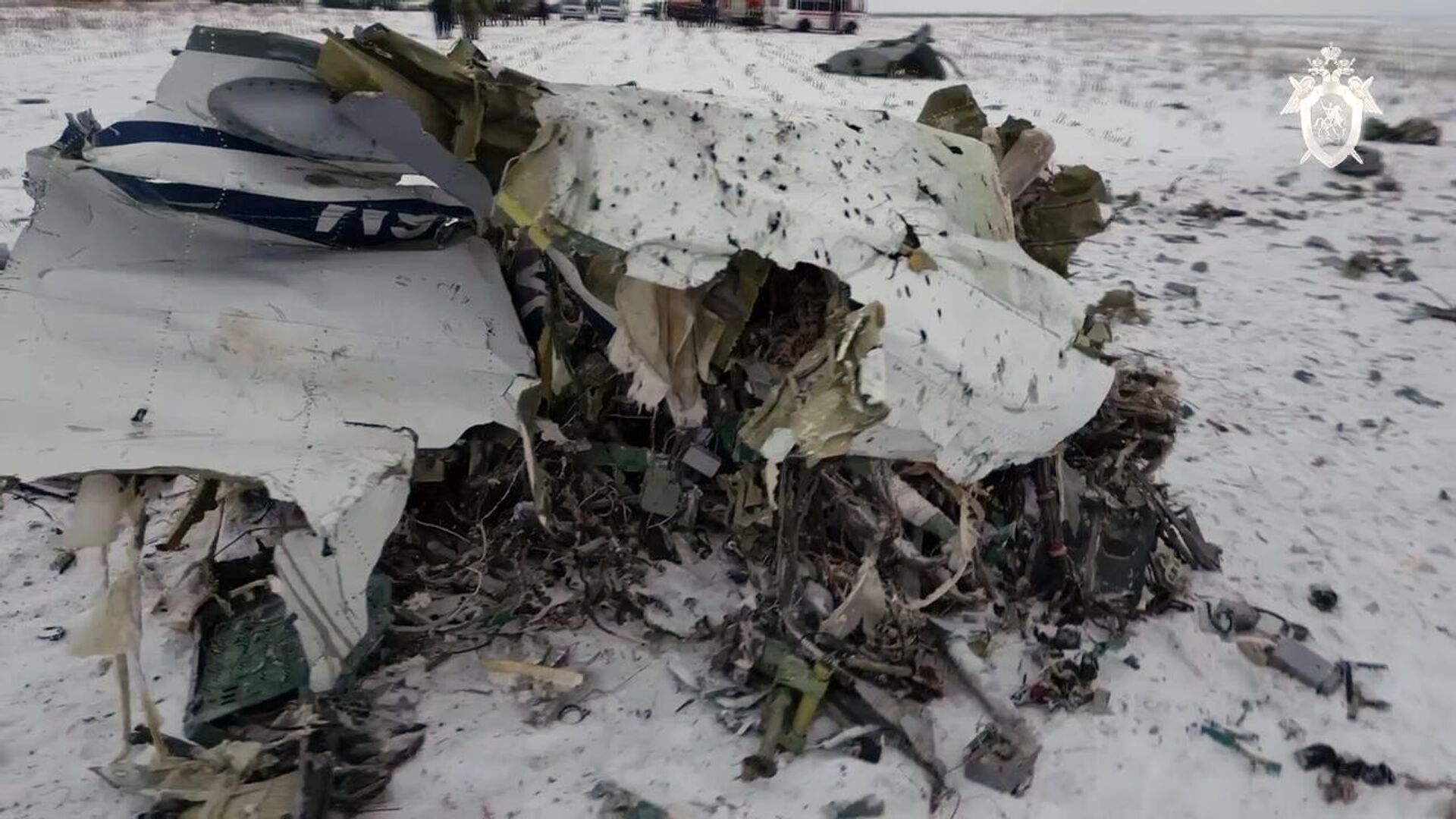 Обломки военно-транспортного самолета Ил-76 в Белгородской области0