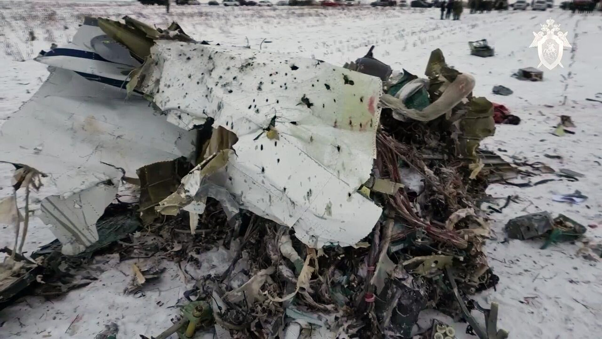 Обломки военно-транспортного самолета Ил-76 в Белгородской области - РИА Новости, 1920, 12.02.2024