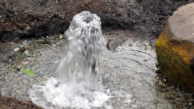 Артезианская вода