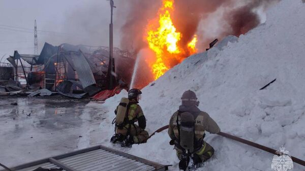 Ликвидация пожара на складе в Ульяновске. 26 января 2024