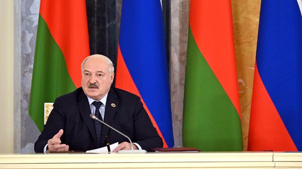Президент Республики Беларусь Александр Лукашенко на заседании Высшего Государственного Совета Союзного государства России и Белоруссии в Санкт-Петербурге