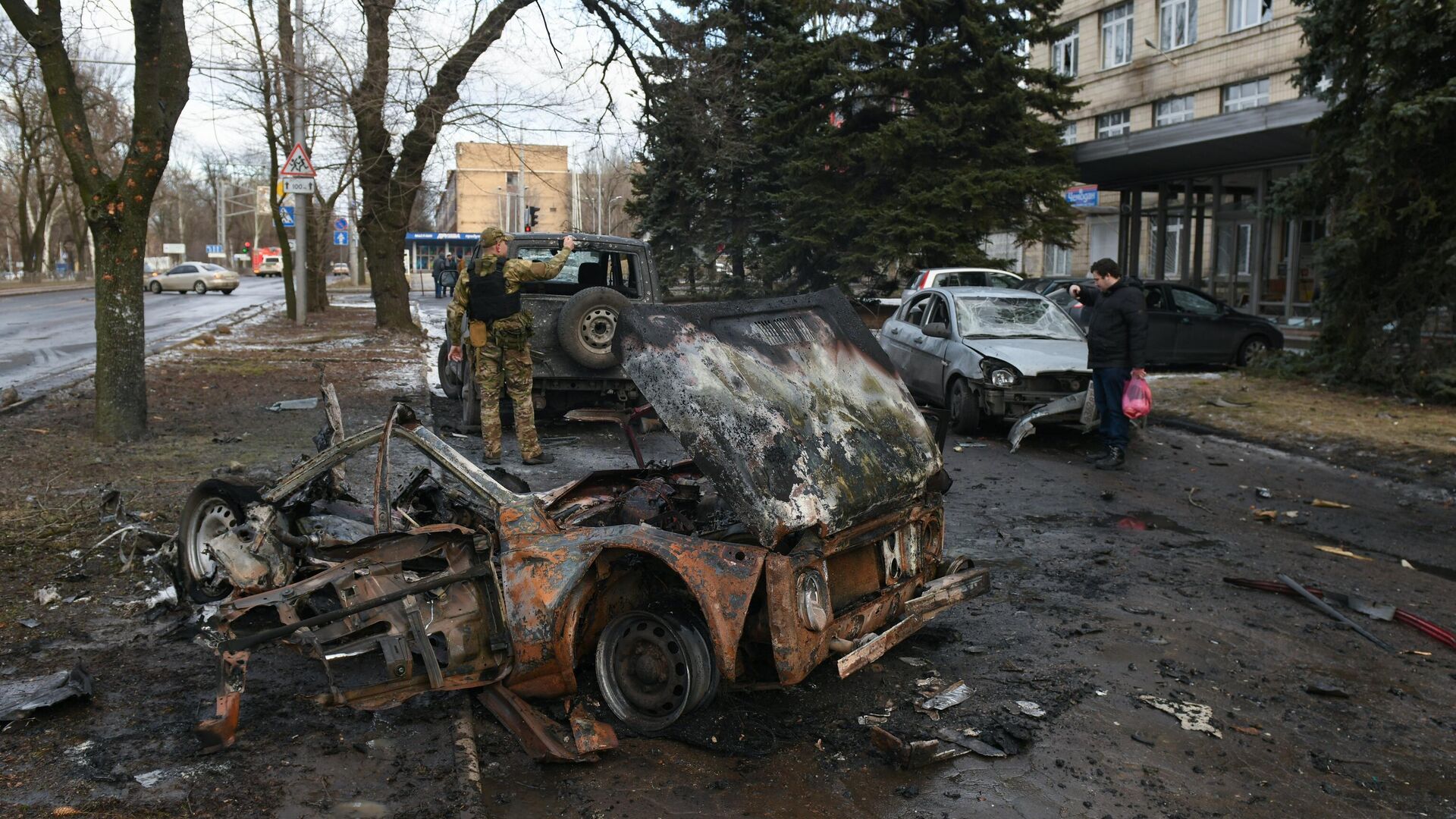 Последствия обстрела Калининского района Донецка. 29 января 2024 - РИА Новости, 1920, 29.01.2024