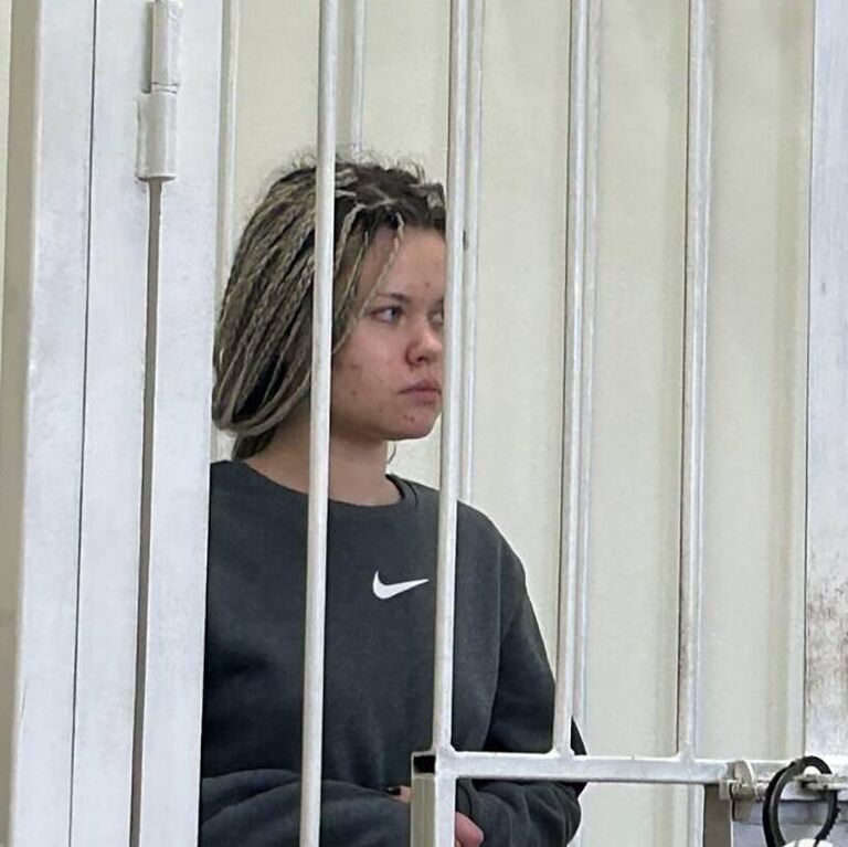 Gloryhole секс видео Ішінде порно спермы қараңыз