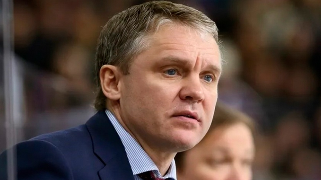 Помощник главного тренера Сибири Александр Завьялов