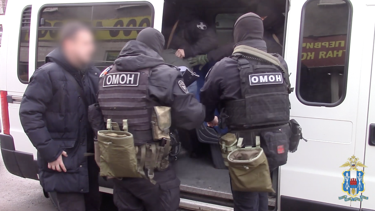 Задержание УФСБ троих участников группы, которые подозреваются в организации незаконной миграции в Ростове-на-Дону - РИА Новости, 1920, 02.02.2024