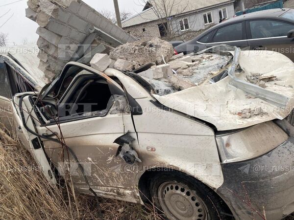 Последствия обстрела со стороны ВСУ пекарни в Лисичанске