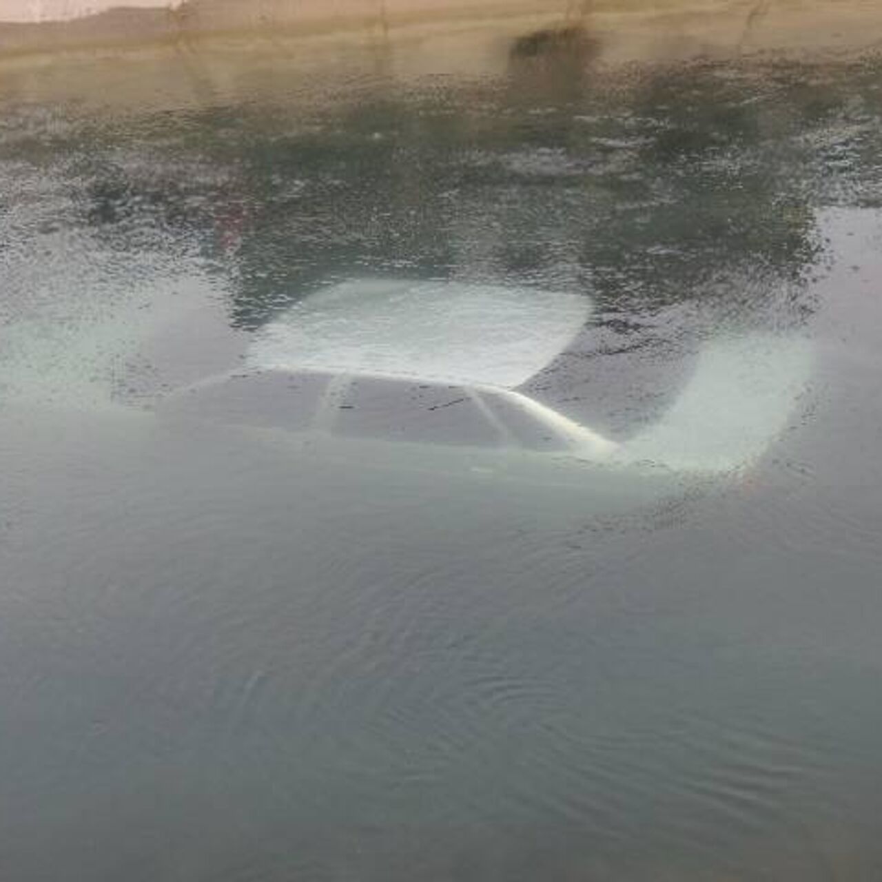 В Дагестане завели дело против водителя, упавшего с детьми в канал - РИА  Новости, 15.04.2024