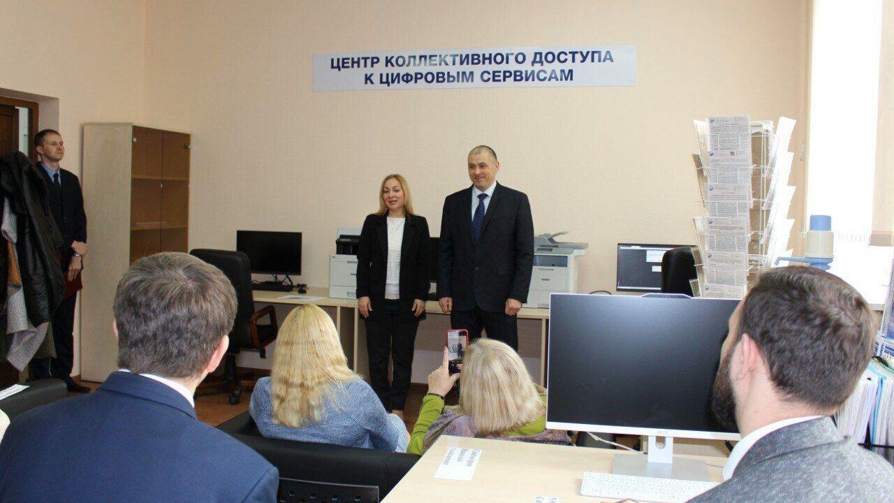 Центр коллективного доступа к цифровым сервисам открылся для аграриев Дона - РИА Новости, 1920, 06.02.2024