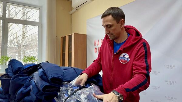Волейболисты Ярославича передали бойцам СВО тёплые куртки и рабочие костюмы