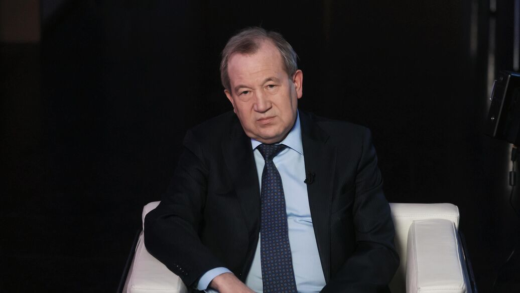 Глава РАН назвал сроки появления киборгов