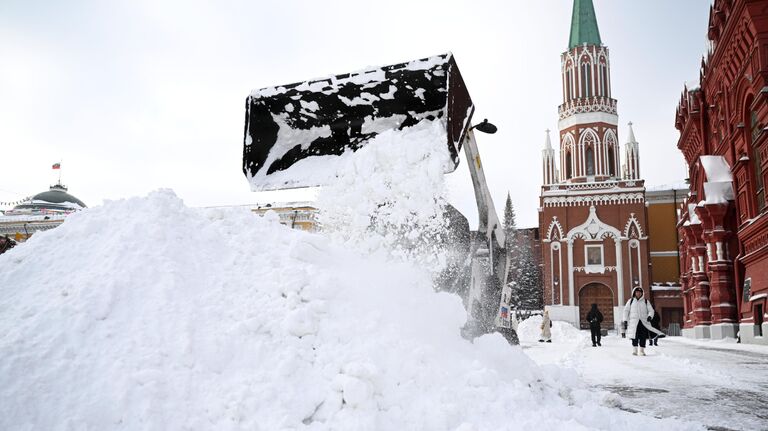 Последствия снегопада в Москве