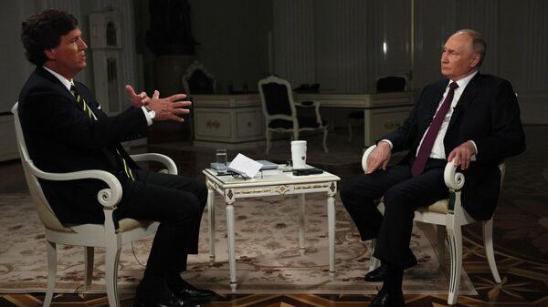 Путин после интервью обсудил с Карлсоном 