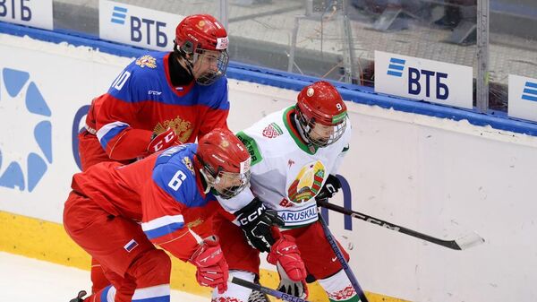 Хоккеисты юношеских сборных России (U-17) и Белоруссии (U-20)