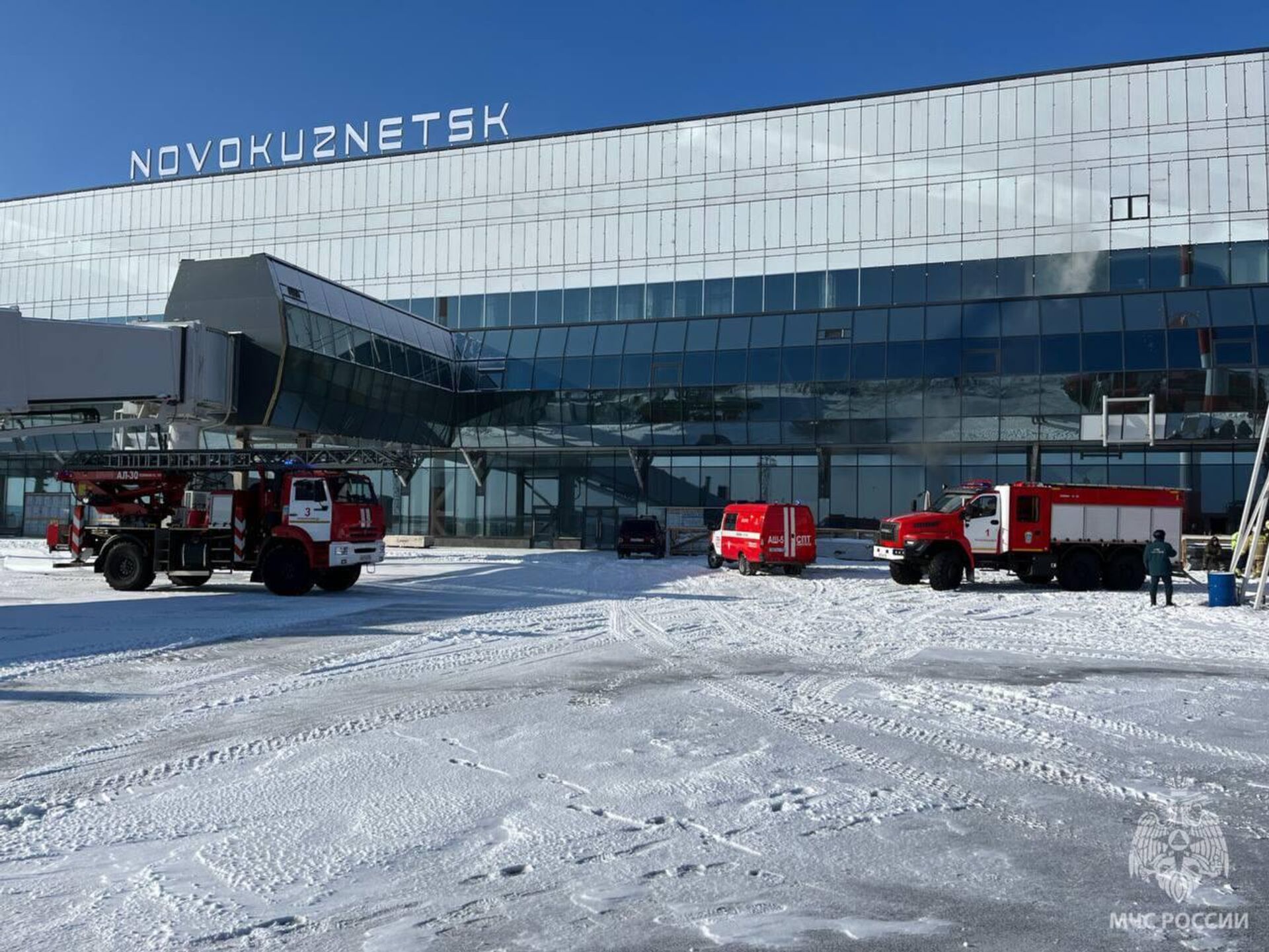 В Новокузнецке произошел пожар в строящемся терминале аэропорта - РИА  Новости, 11.02.2024