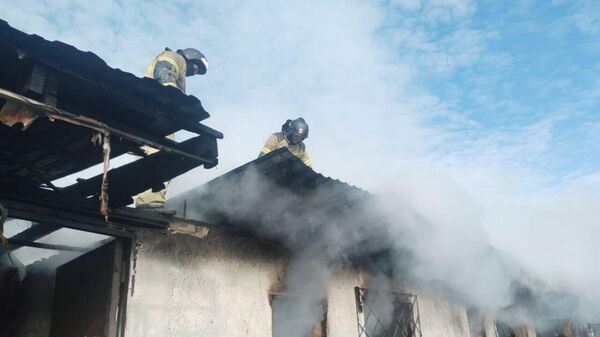 Ликвидация пожара на рынке в Кабардино-Балкарии. 11 февраля 2024
