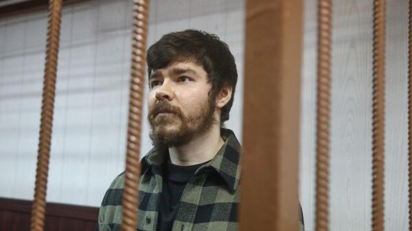 Обвиняемый в мошенничестве блогер Аяз Шабутдинов в Таганском суде Москвы. Архивное фото
