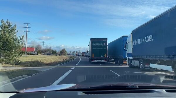 Пробка из грузовиков в 20 км на границе Польши и Украины