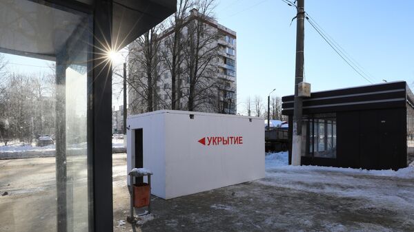 Модульное укрытие для защиты людей при обстрелах в Белгороде. Архивное фото