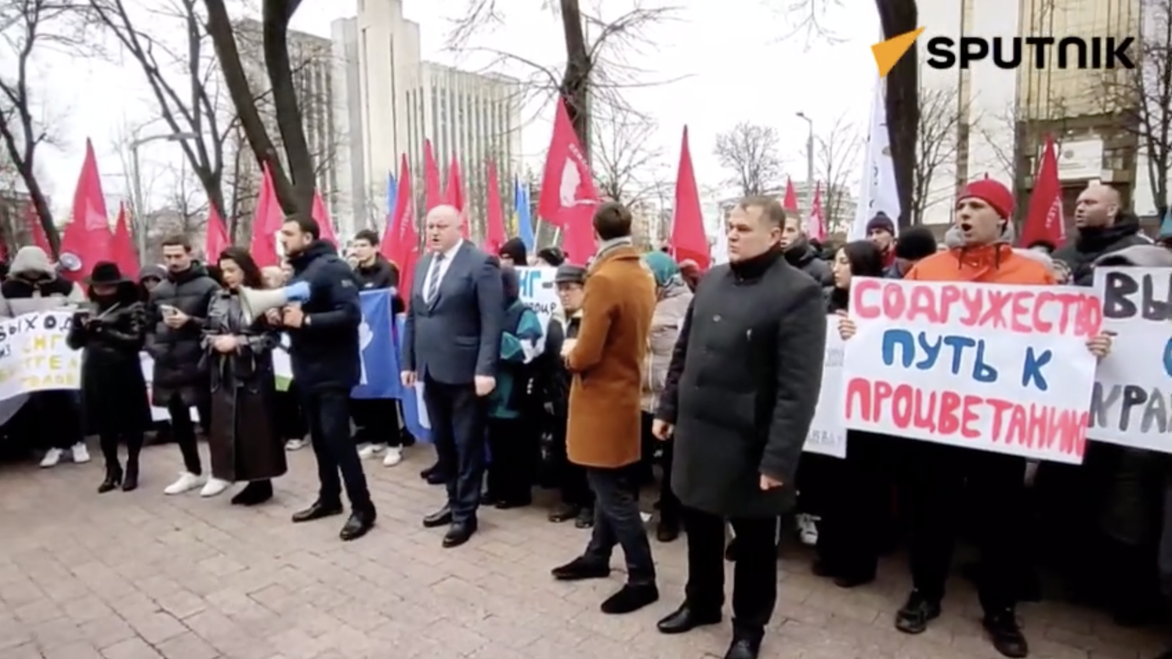 Марш против денонсации соглашений страны с СНГ, организованный партией Возрождение в Кишиневе. 15 февраля 2024 - РИА Новости, 1920, 15.02.2024