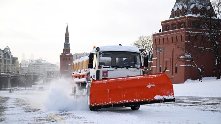 Последствия снегопада в Москве