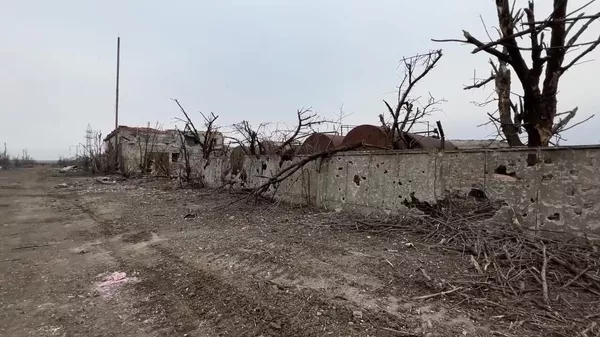 Последствия обстрелов в Авдеевке Последствия обстрелов в Авдеевке