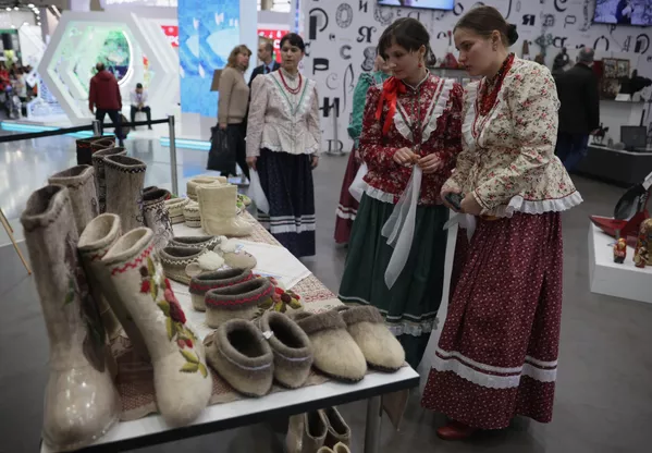 ロシア国際展示会とフォーラムでのロシアのフェルトブーツの日