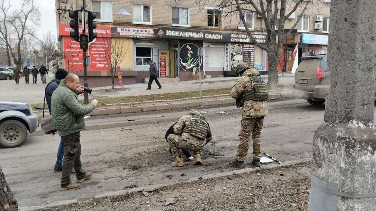 ВСУ сбросили взрывоопасный предмет с беспилотника на Донецк - РИА Новости,  24.03.2024