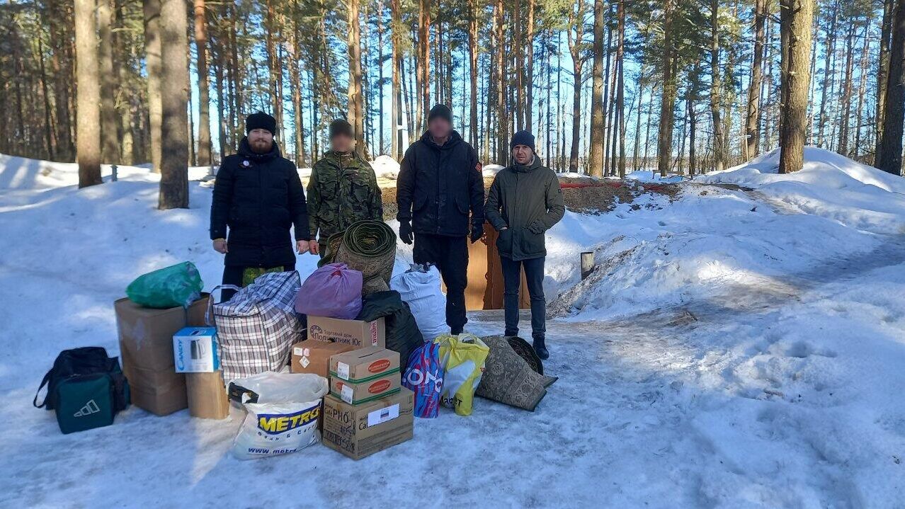 Брянская епархия доставила бойцам СВО электронасос и бытовую технику - РИА Новости, 1920, 20.02.2024