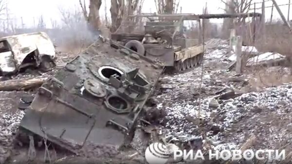 Военнослужащие группировки Центр эвакуировали из освобожденной Авдеевки брошенную украинскими военными технику