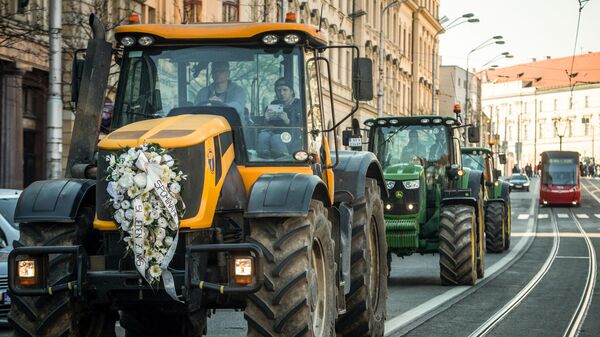 Акция протеста словацких фермеров в Братиславе