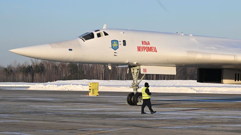 Модернизированный стратегический ракетоносец Ту-160М Илья Муромец