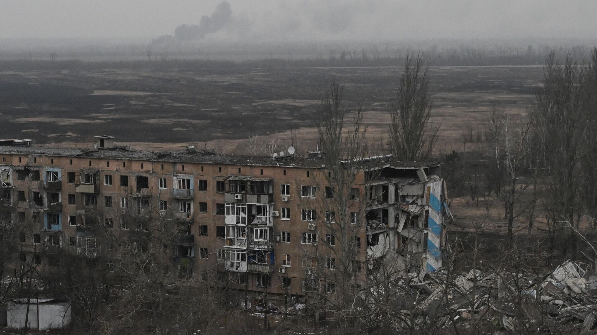 Поврежденные в ходе боев здания квартала Юбилейный в Авдеевке - РИА Новости, 1920, 05.03.2024