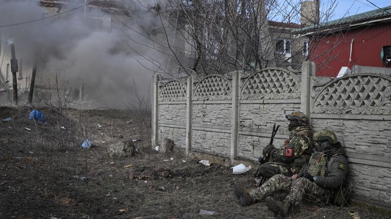 Военнослужащие инженерно-саперного полка ЦВО в Авдеевке