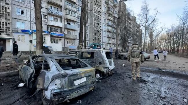 Последствия обстрела микрорайона Текстильщик в Донецке