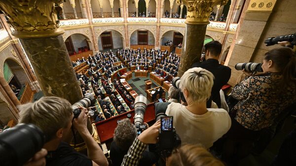 Заседание парламента Венгрии, на котором была ратифицирована заявка Швеции на вступление в НАТО