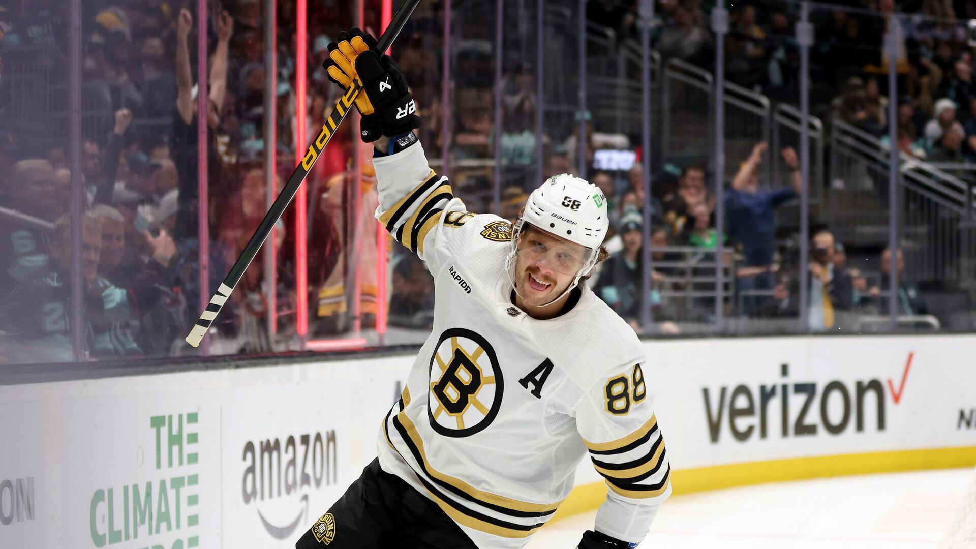 Pastrnak’s double couldn’t save Boston from losing to Seattle