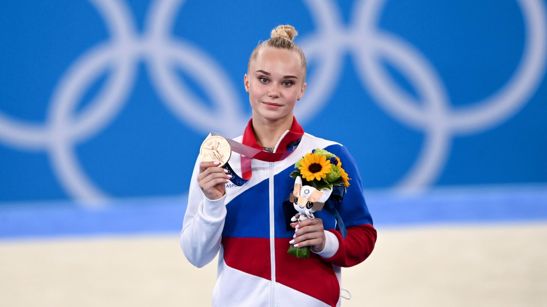 Olympic champion Melnikova complains about food at training base