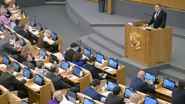 Генеральный директор Государственной корпорации Росатом Алексей Лихачев выступает на пленарном заседании Государственной думы РФ