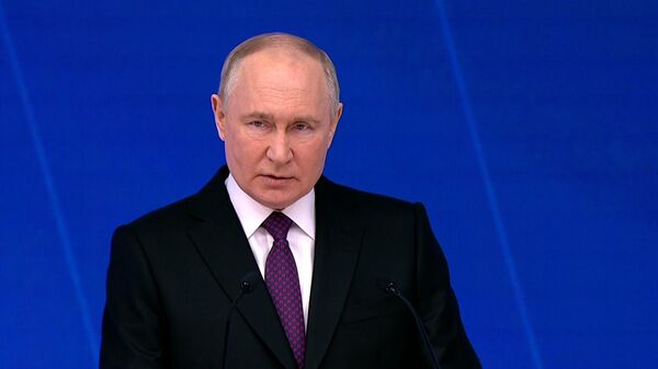 Путин: в России построят не менее 40 студгородков до 2030 года