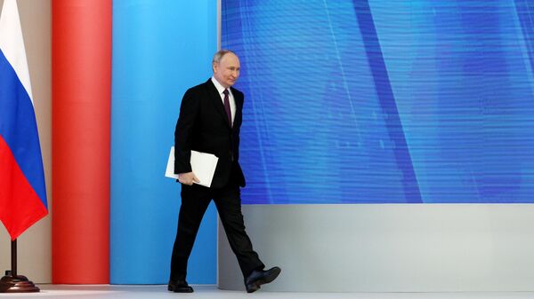 Президент РФ Владимир Путин перед выступлением с ежегодным посланием к Федеральному Собранию