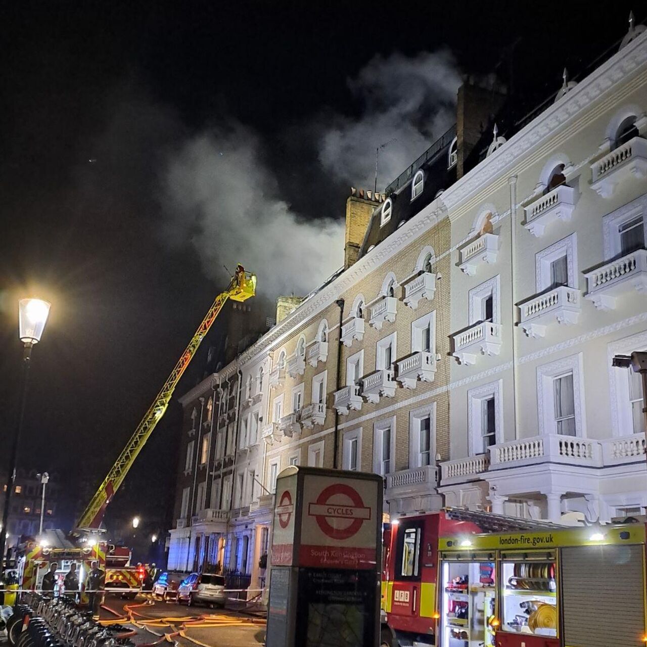 В элитном районе Лондона вспыхнул пожар - РИА Новости, 01.03.2024