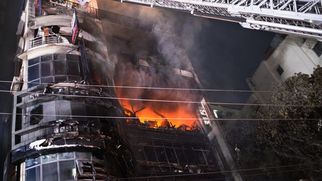 При пожаре в жилом доме в Лондоне погибли 30 человек